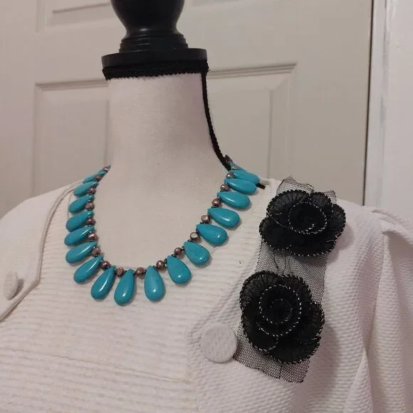 SOLD Teardrop Howlite Turquoise Purple Freshwater Pearl Fringed Collar Necklace - Picture 4 of 7